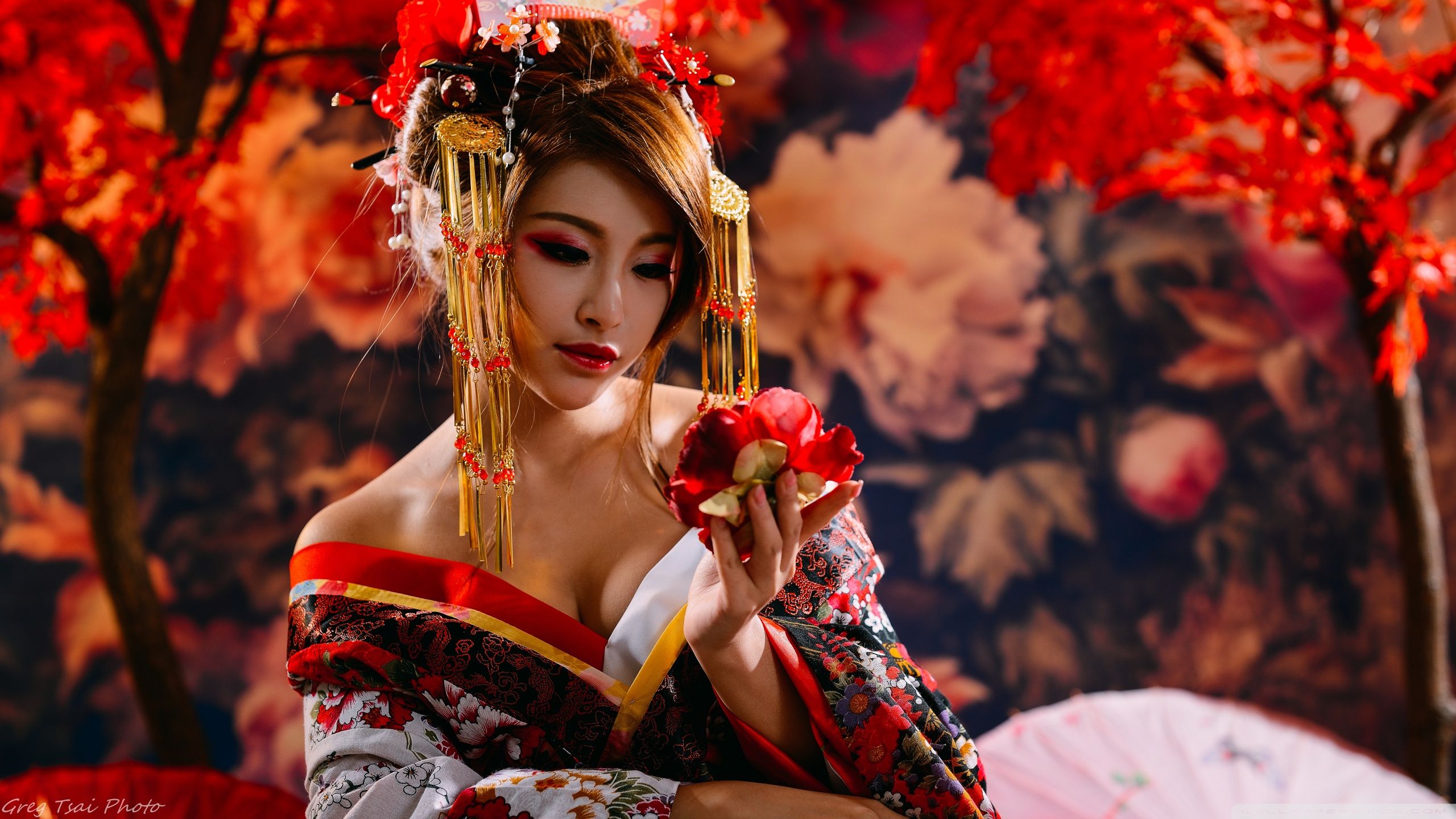 2560x1440 Japanese Woman 4K UHD Wallpaper for UltraHD Desktop and TV : Widescreen and UltraWide Display