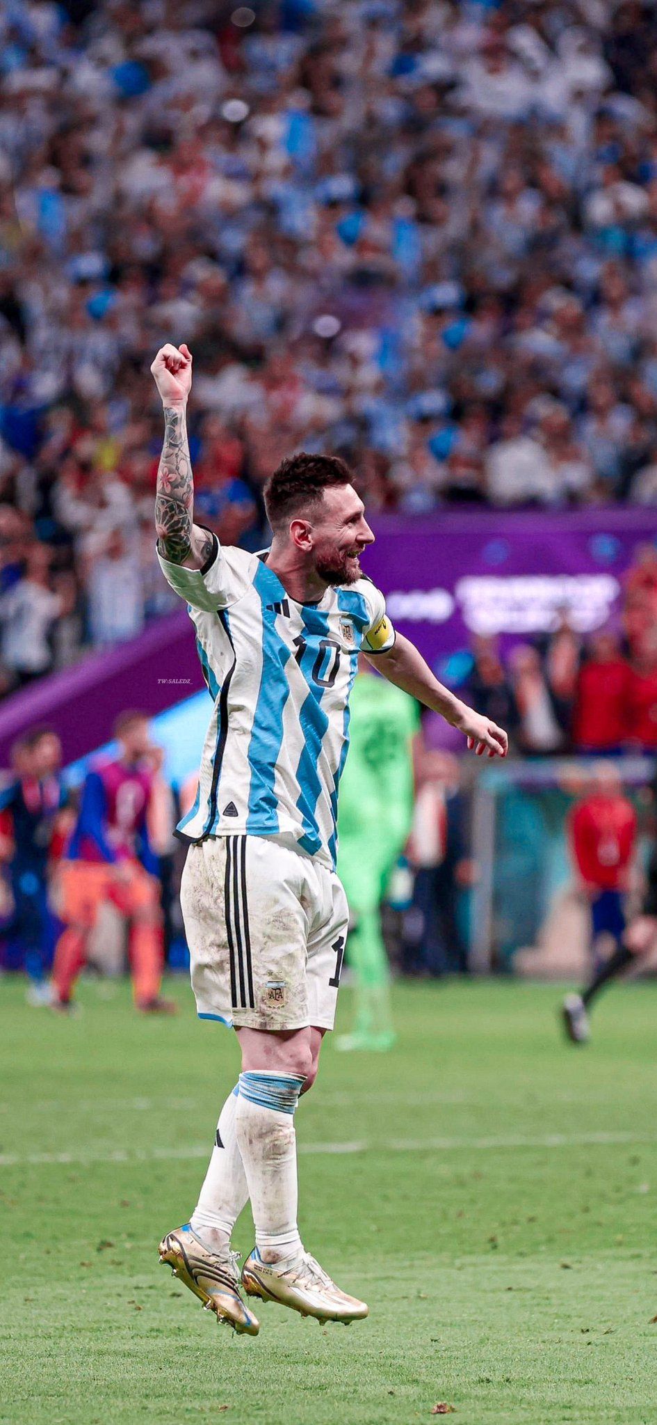 945x2047 Free Download 4K & HD Messi Wallpaper for iPhone & Android Phones (FIFA World Cup Qatar 2022 Argentina vs Netherlands)