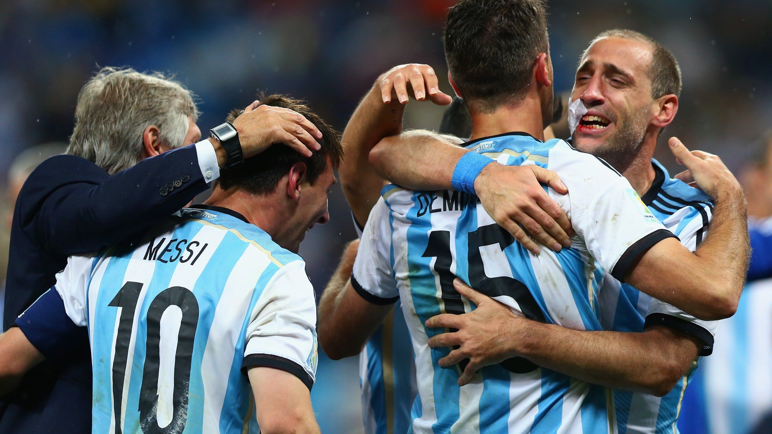 2560x1440 World Cup: Argentina Defeats Netherlands in Penalty Shootout, Will Face Germany in Final