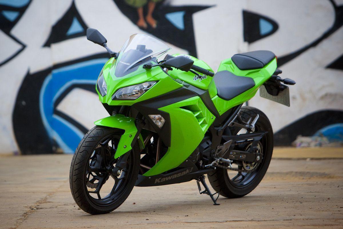 1200x800 Kawasaki Ninja 250R Wallpaper