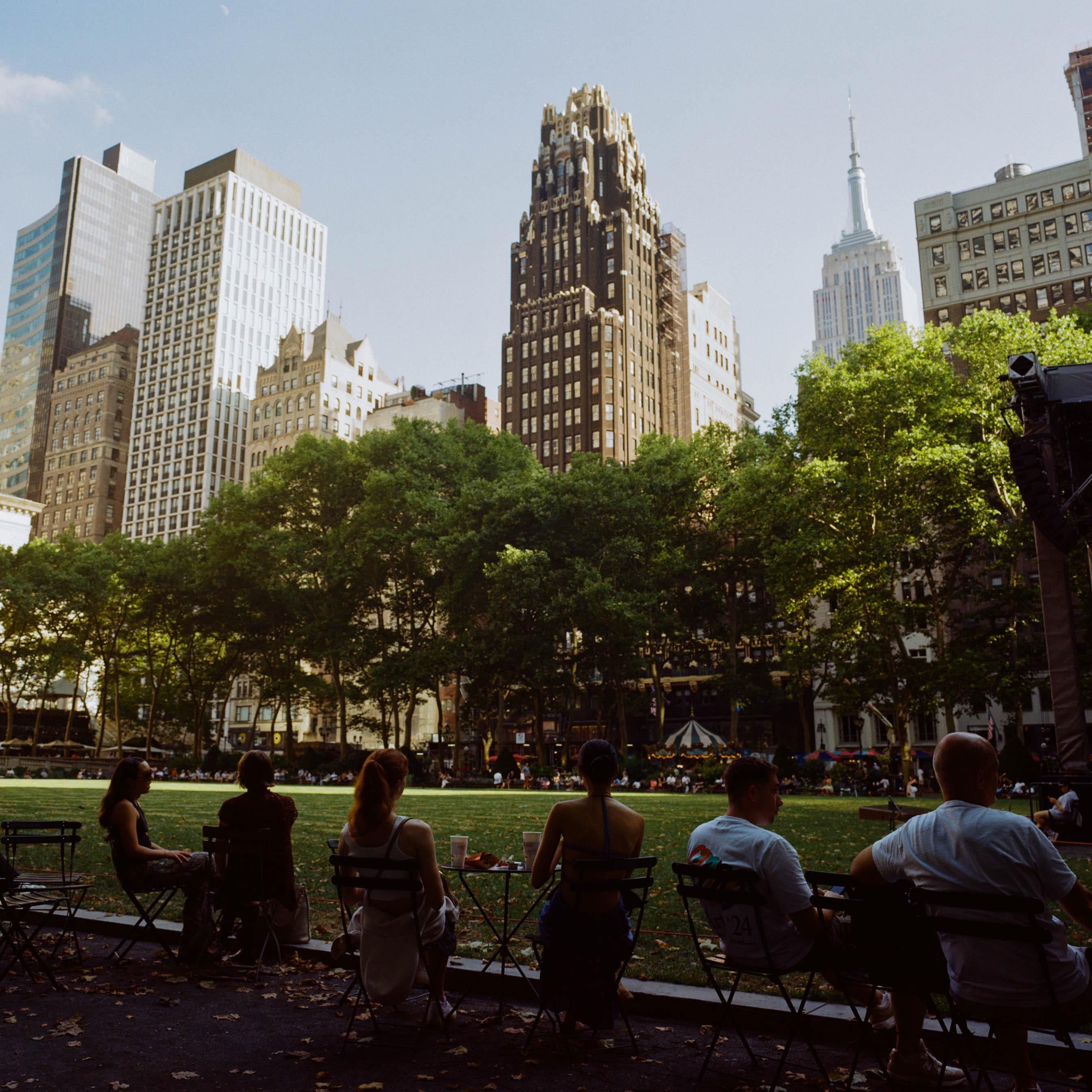 2686x2686 Bryant Park (NYC)