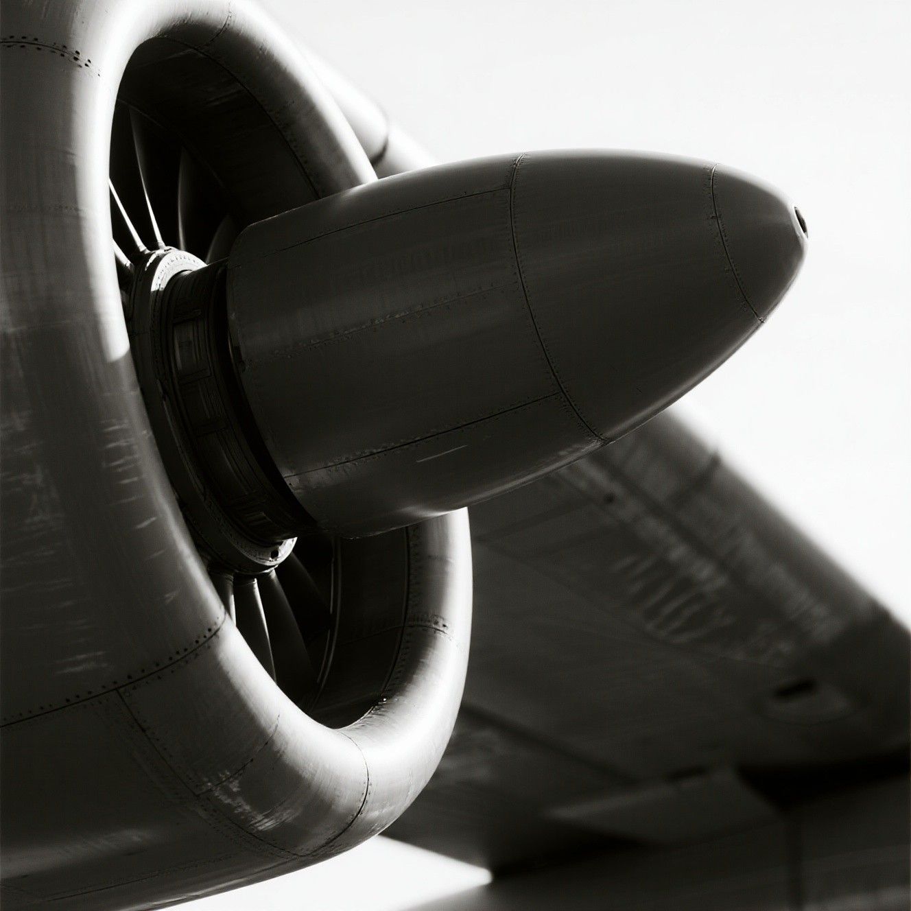 1328x1328 Free Shiny Aircraft Engine Image, Propeller, Engine