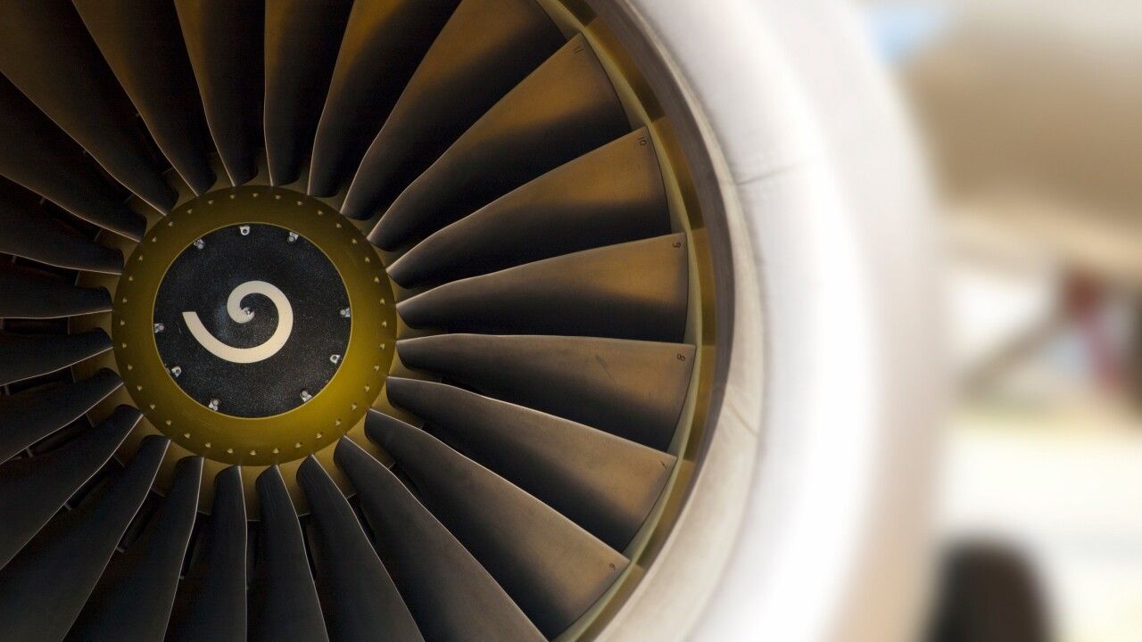 1280x720 Engine catches fire on plane bound for LA