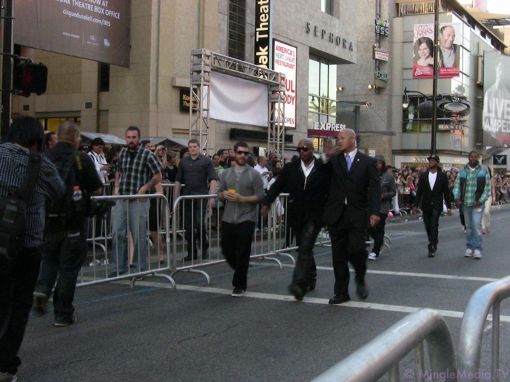 1024x768 MC Hammer Leaving IMG_9792. Red Carpet Report on Mingle Media TV