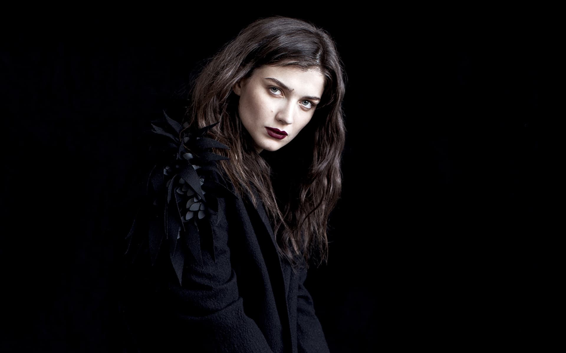 1920x1200 Eve Hewson Wallpaper
