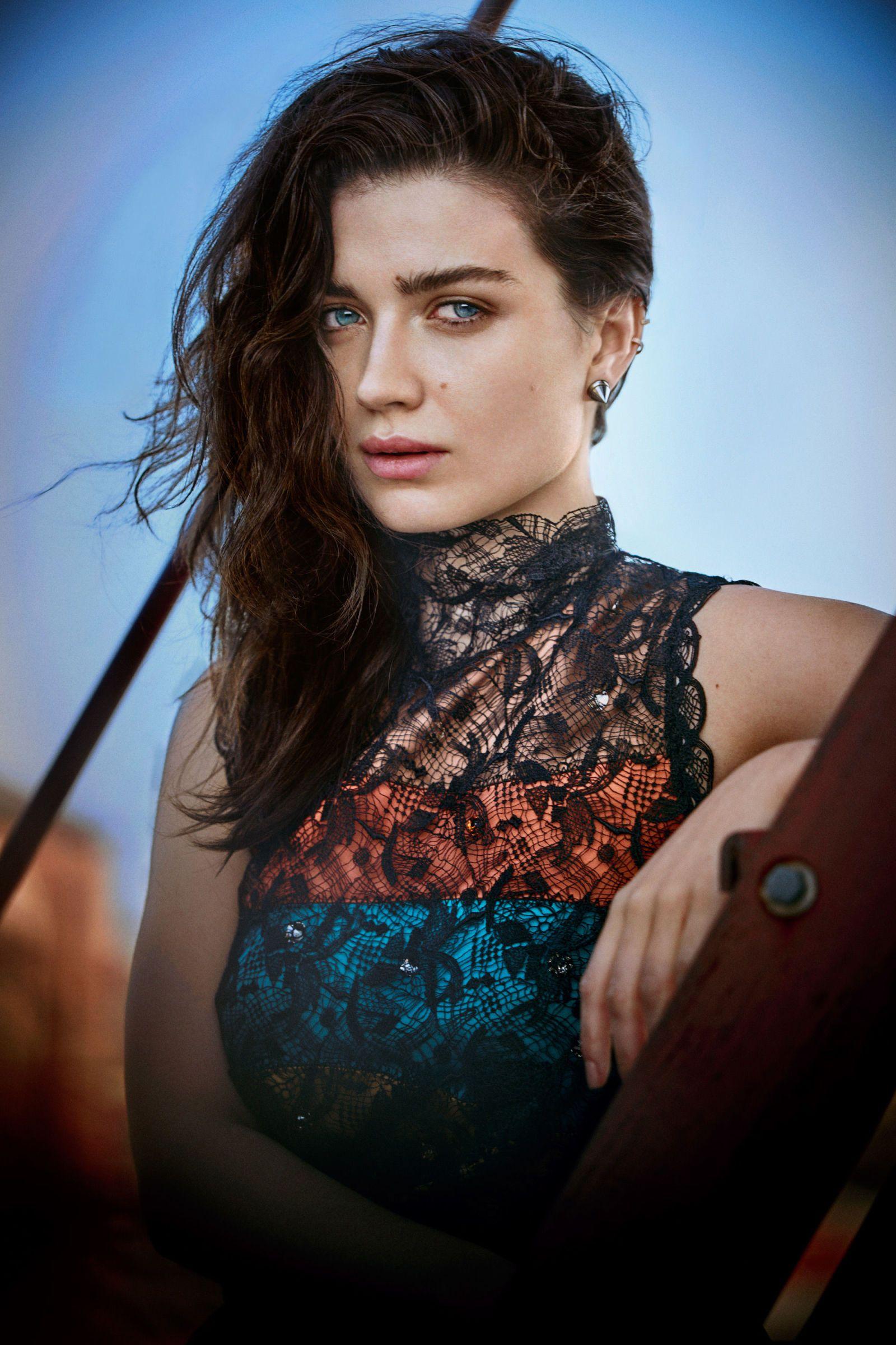 1600x2400 Memphis Eve Sunny Day Hewson Wallpaper