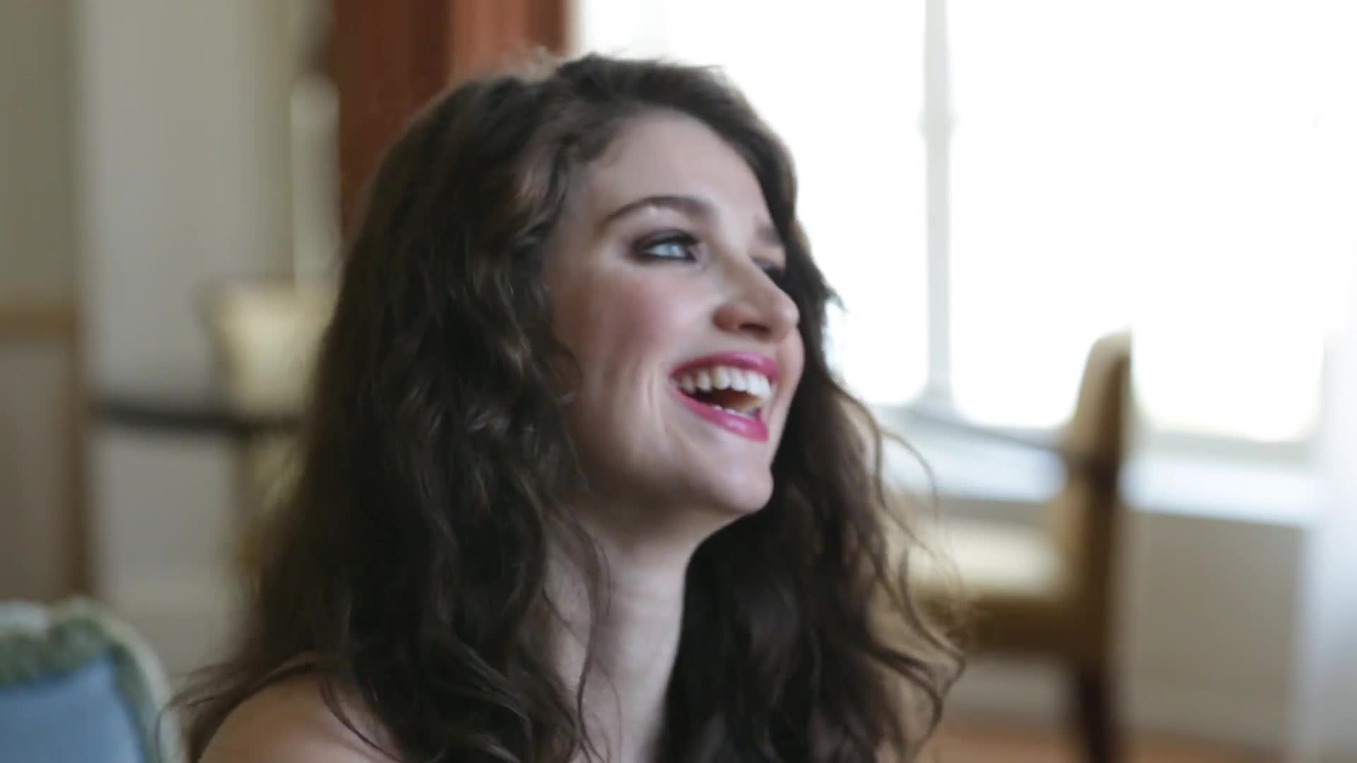 1920x1080 Eve Hewson Teaches You How to Text a Girl