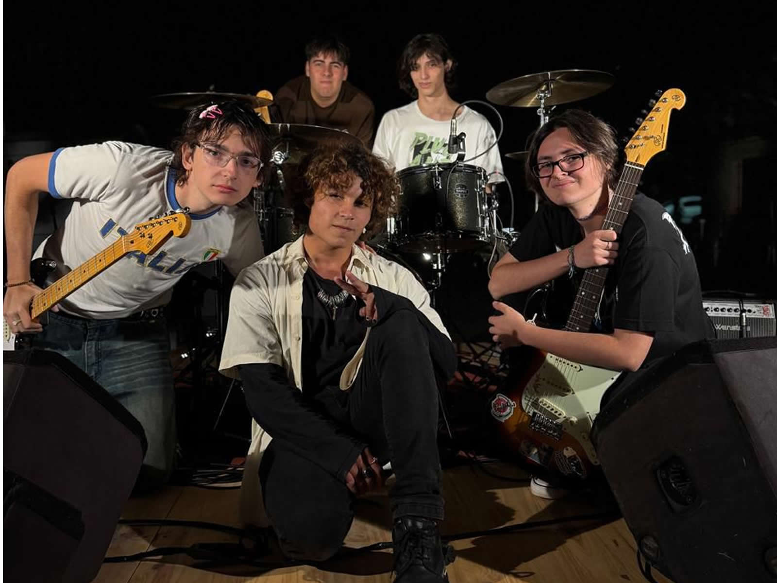 1600x1200 La banda de rock carmeña “Simbiosis” este sabado 10 en Giles será telonera de Viejas Locas Sincope 93.9