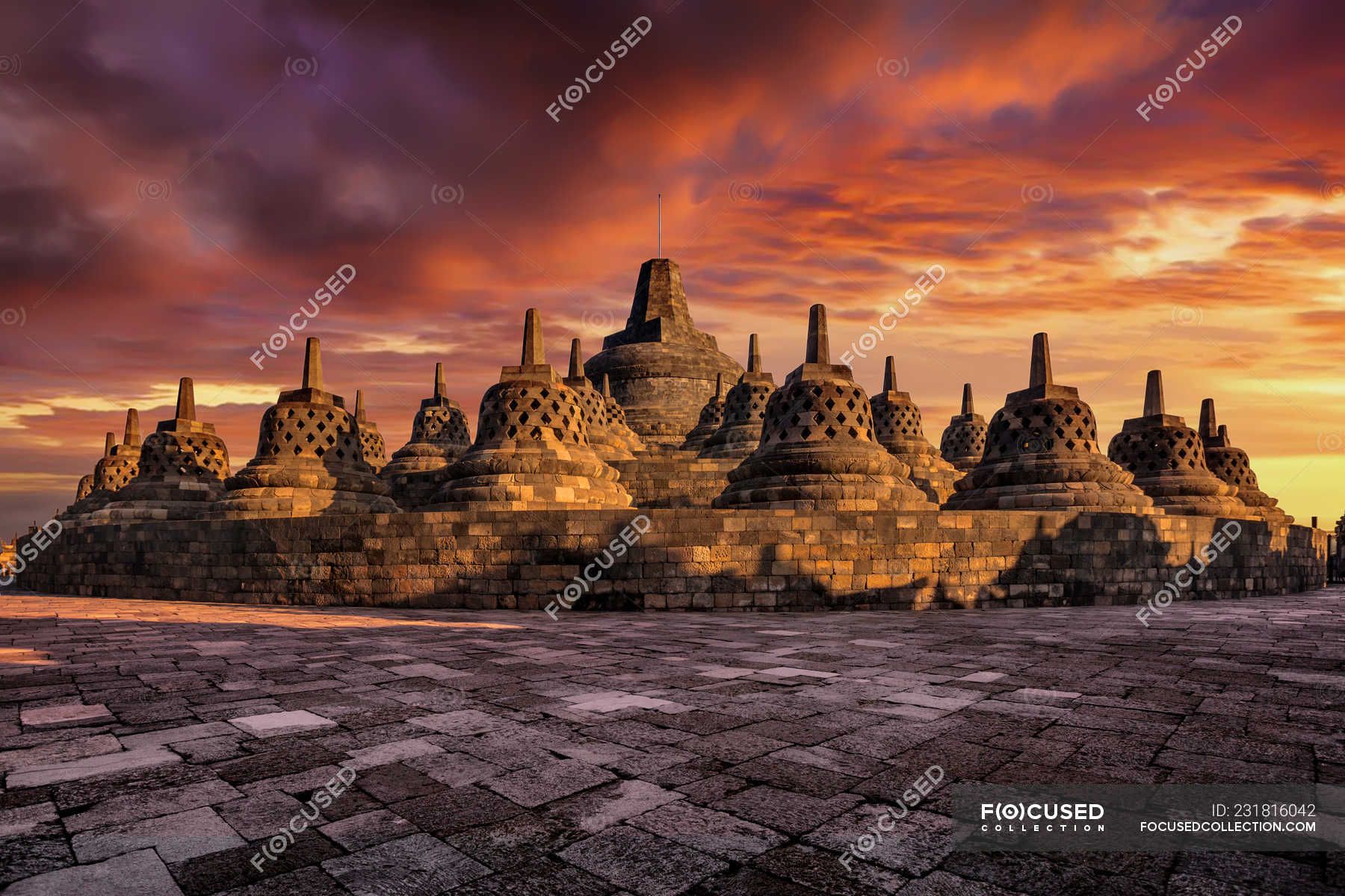 1800x1200 Scenic view of Sunrise at Borobudur, Magelang, Central Java, Indonesia