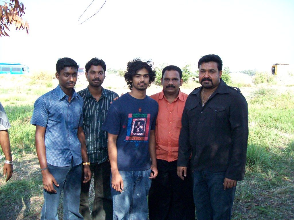 1024x768 jagath, pranav mohanlal