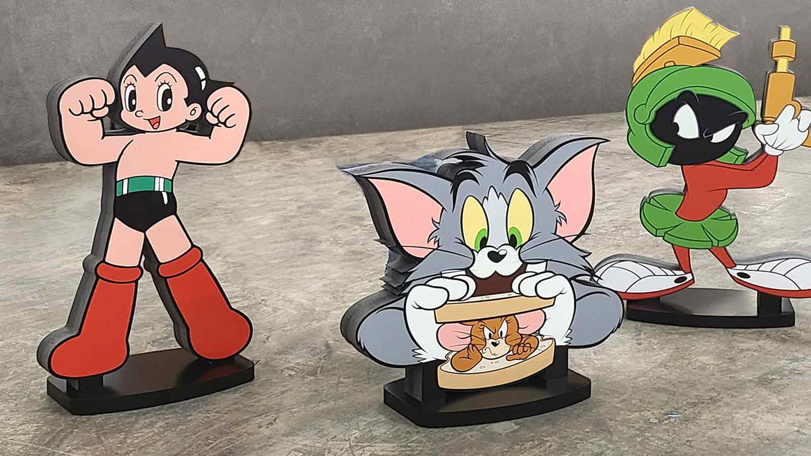 1600x900 Free standing cartoon characters made of ultra board