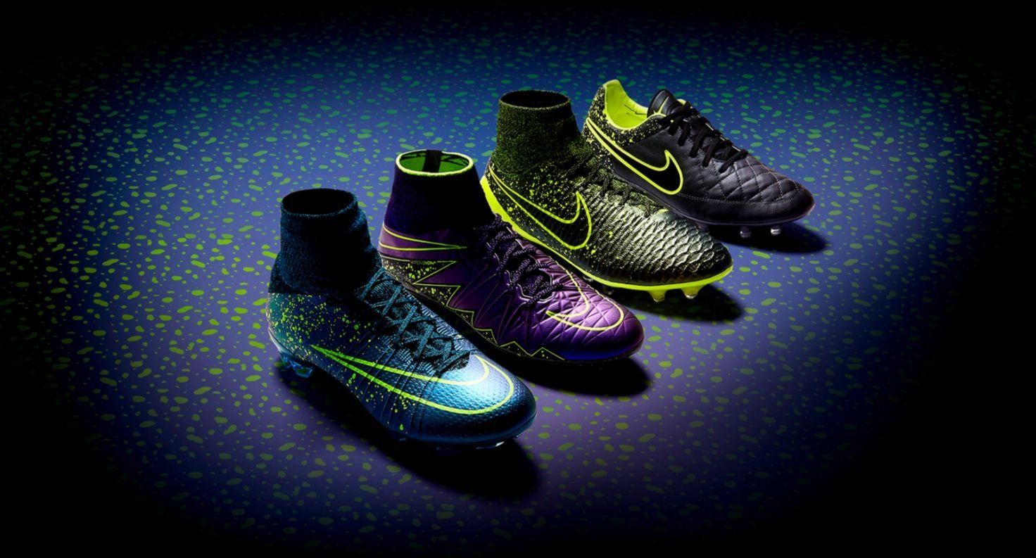 1472x793 Nike Cleats Wallpaper