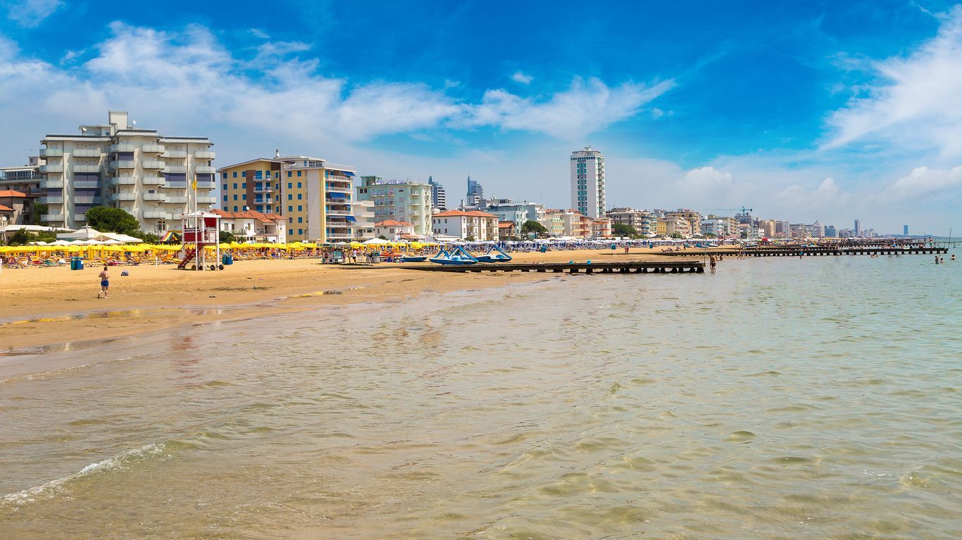 1366x768 Car Rentals in Jesolo for Rental Cars on KAYAK