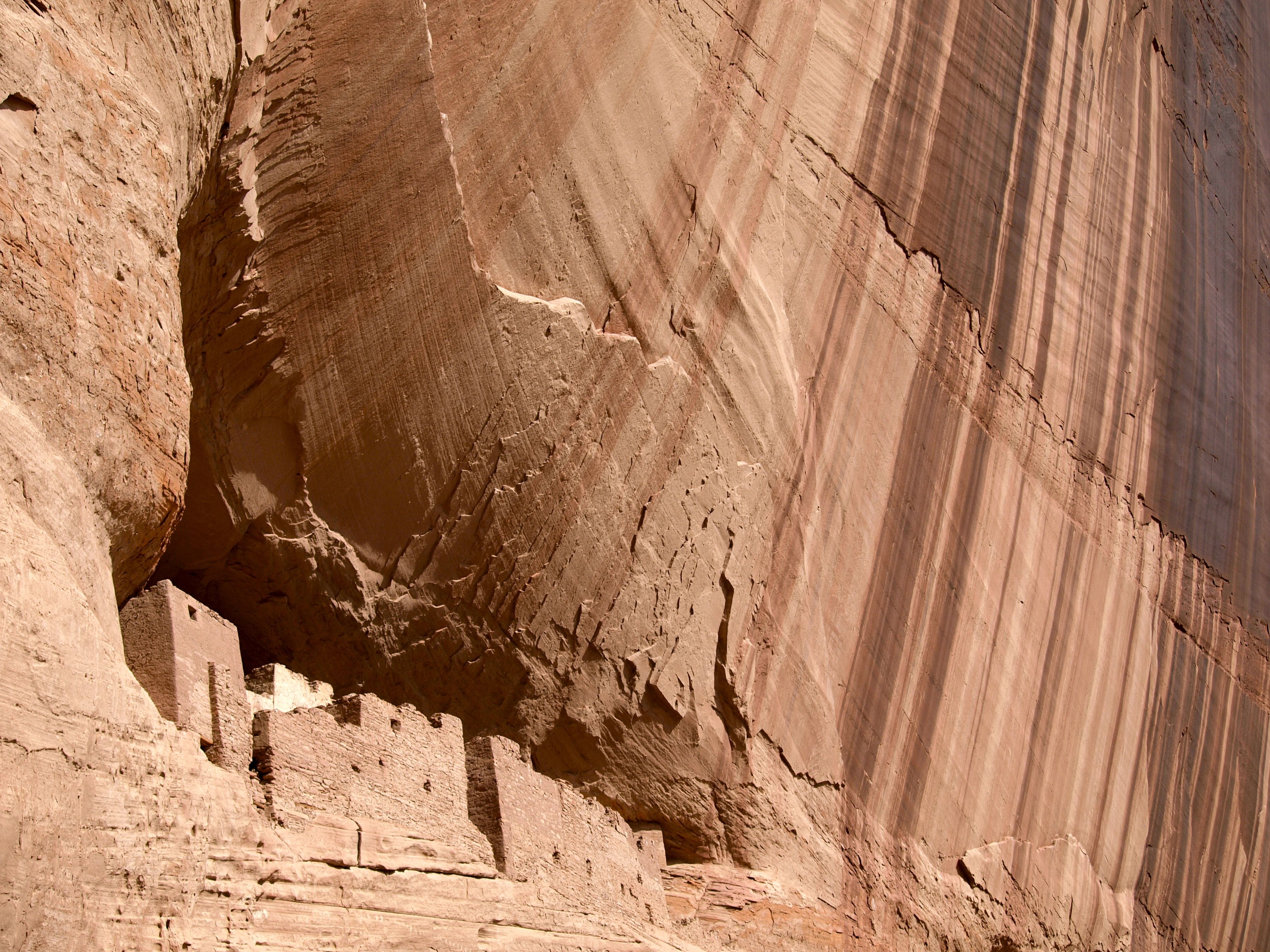 3648x2736 Trespassing in Canyon de Chelly. Travels with the Blonde Coyote