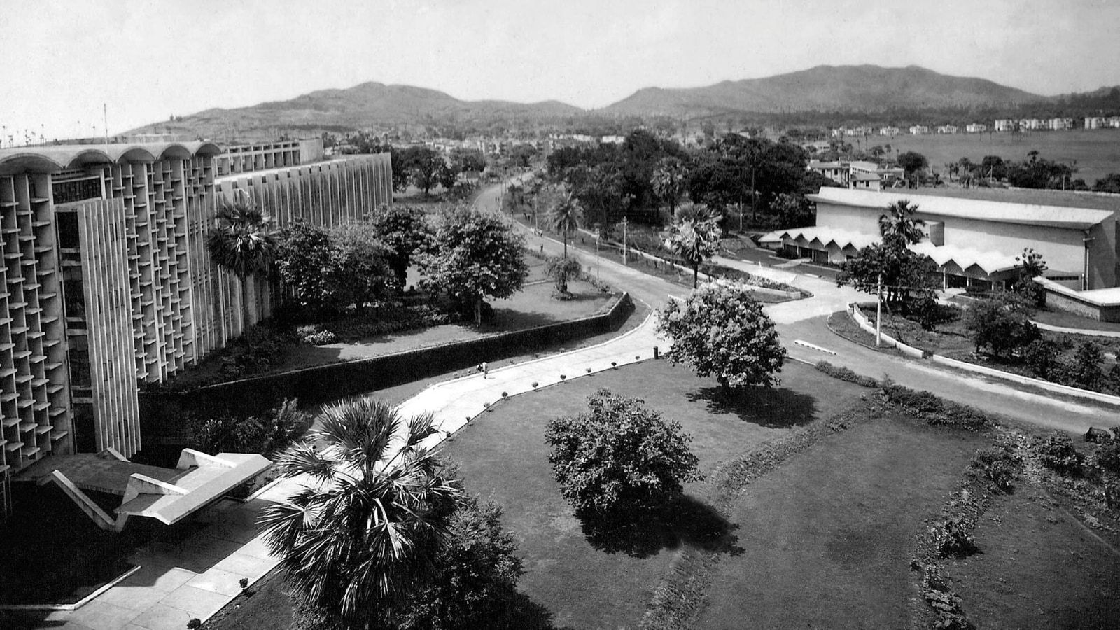 1600x900 IIT Bombay History, Legacy, Achievements, Name Change to IIT Mumbai
