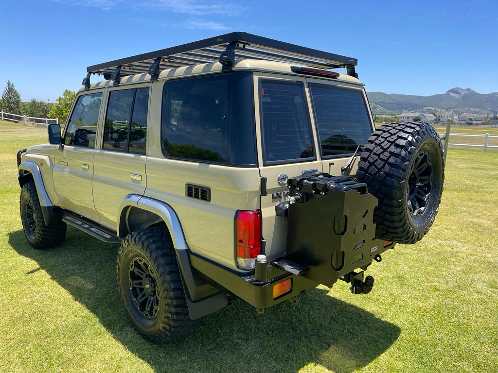 1024x768 Toyota Land Cruiser 76 Series 4.5 LX V8 Station Wagon