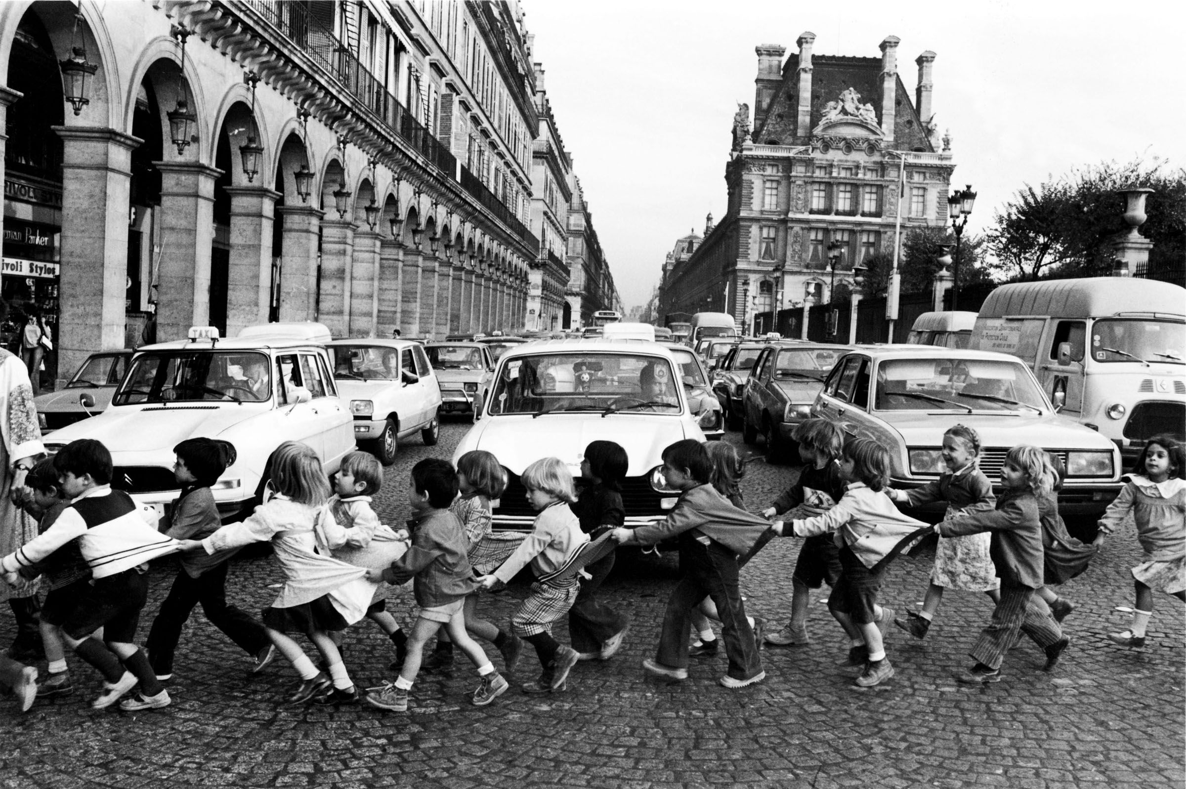 2400x1597 Robert Doisneau. Pêcheur d'images