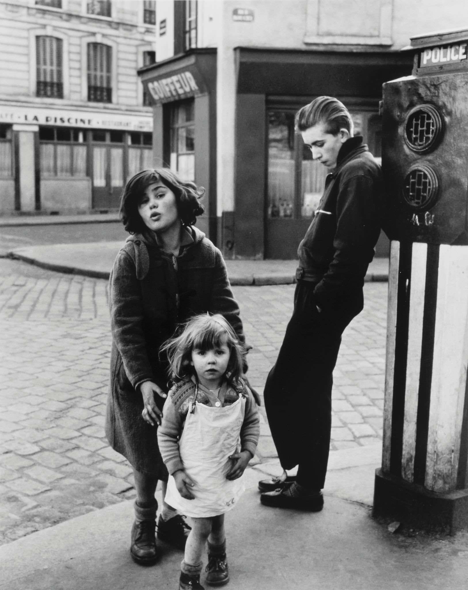 1626x2048 Robert Doisneau: the Poetic Approach to Street Photography