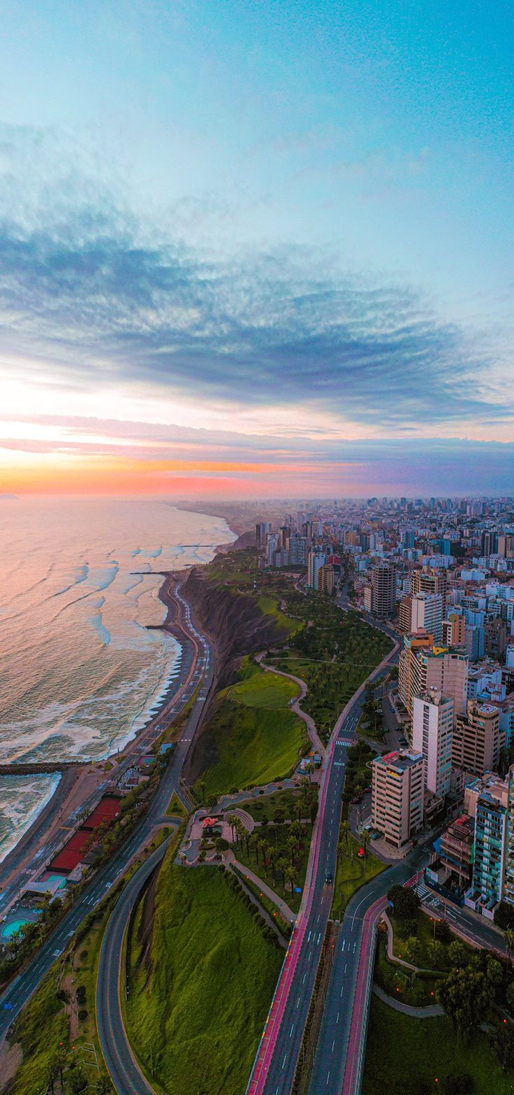 736x1566 Lima
