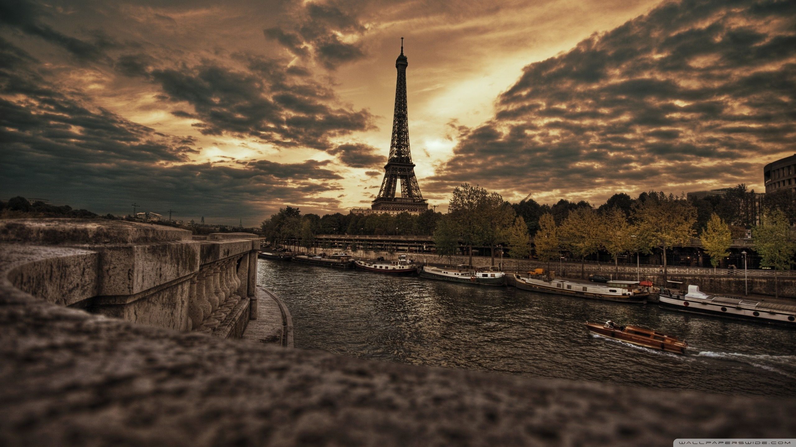 2560x1440 Tower Eiffel HDR 4K UHD Wallpaper for UltraHD Desktop and TV : Widescreen and UltraWide Display : Dual Monitor : Smartphone and Tablet Devices