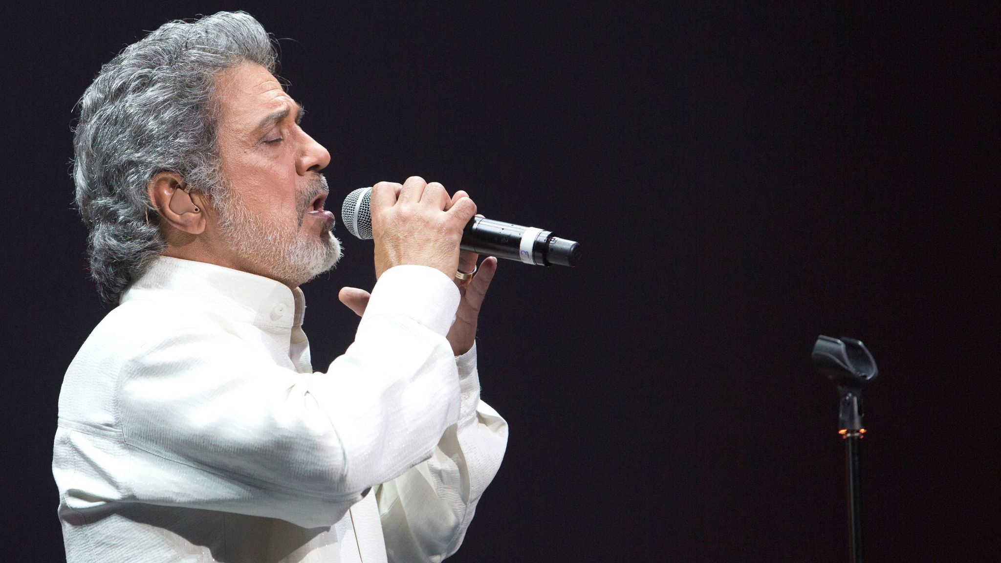 2048x1152 Iranian Vocal Legend Dariush To Perform At Balboa Theater With His 12 Piece Band