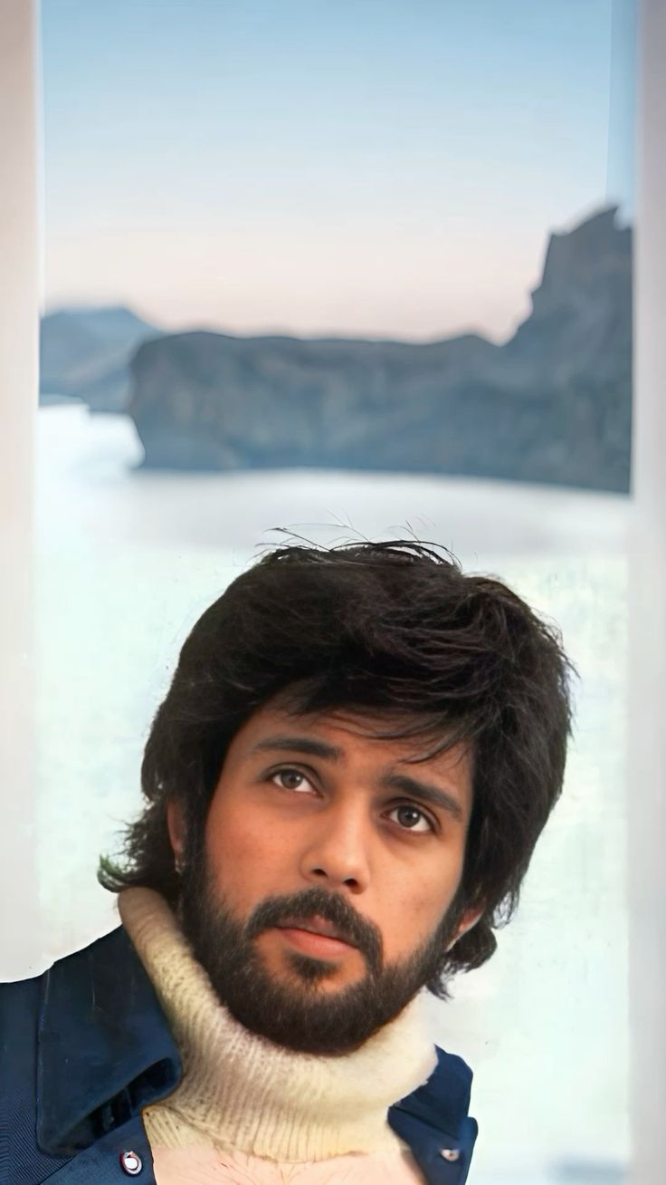 736x1308 Dariush