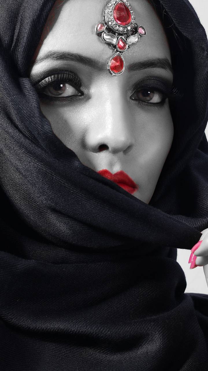 720x1280 Arab woman wallpaper