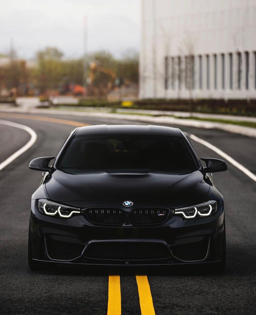 1080x1332 BMW M4 Black Wallpaper