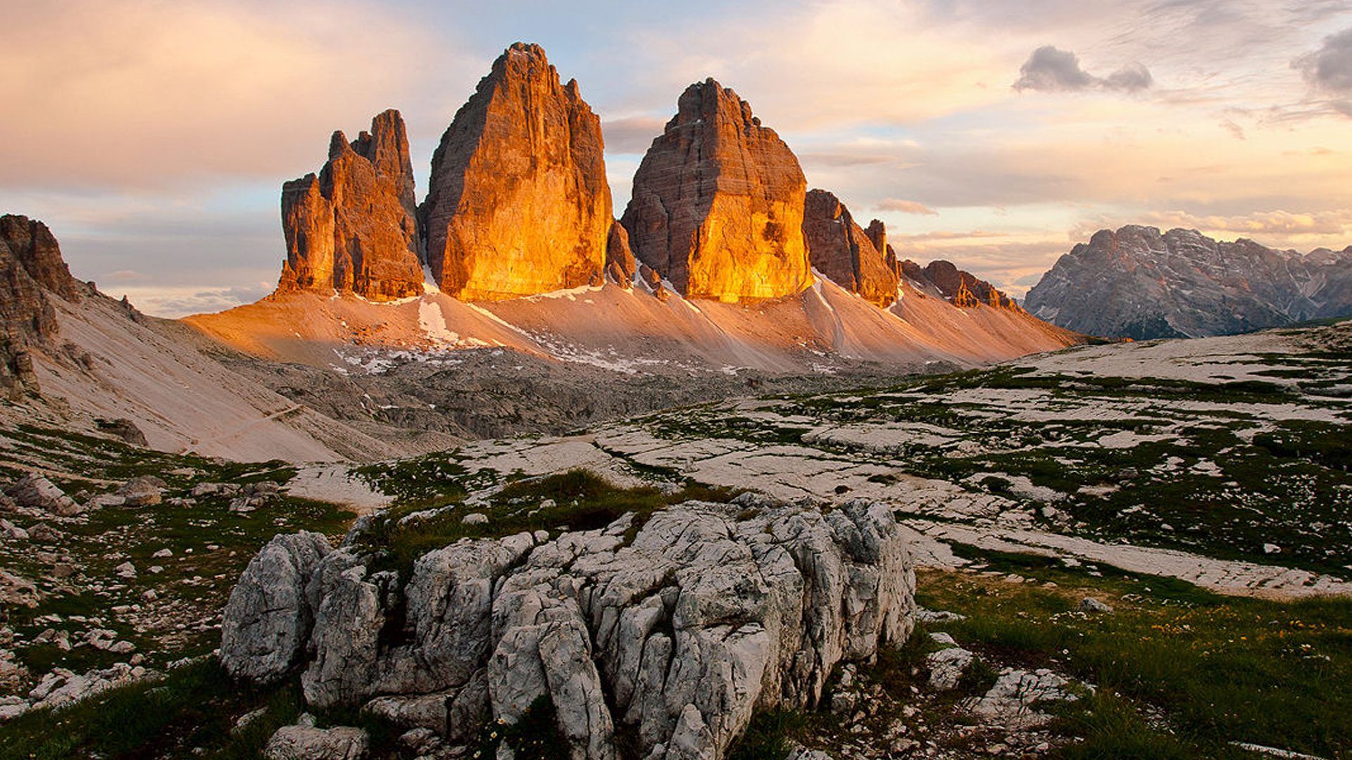 1920x1080 Tre Cime Di Lavaredo Wallpaper