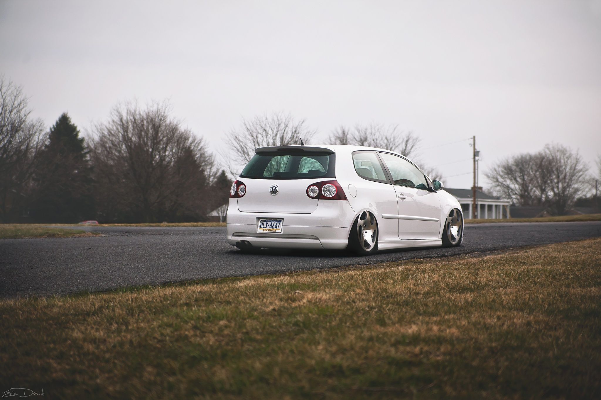 2048x1365 Wallpaper white, Volkswagen, Golf, golf, GTI, Volkswagen, stance, MK5 for mobile and desktop, section машины, resolution 2048x1365