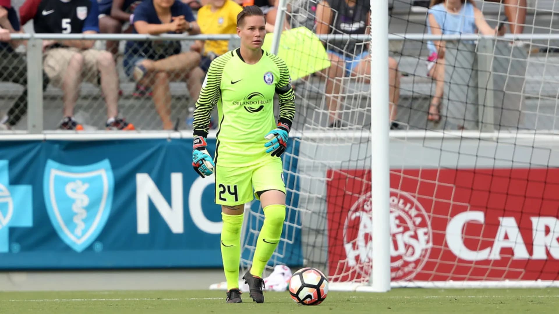 1920x1080 Ashlyn Harris to miss eight weeks