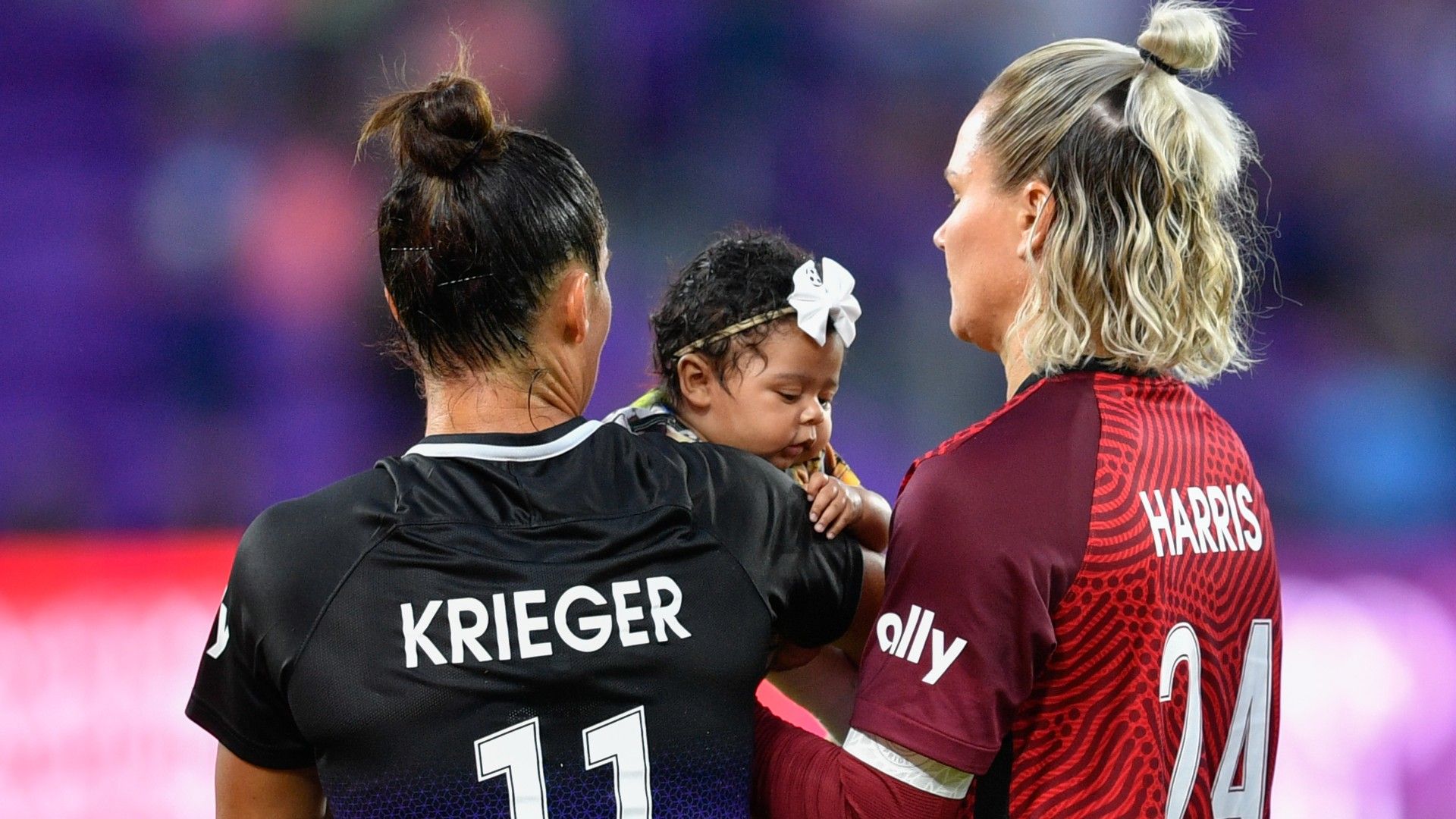 1920x1080 Ashlyn Harris Comments On USWNT Olympics Miss: 'I Won Gold. When My Daughter Was Born' Heel Times 28 2021