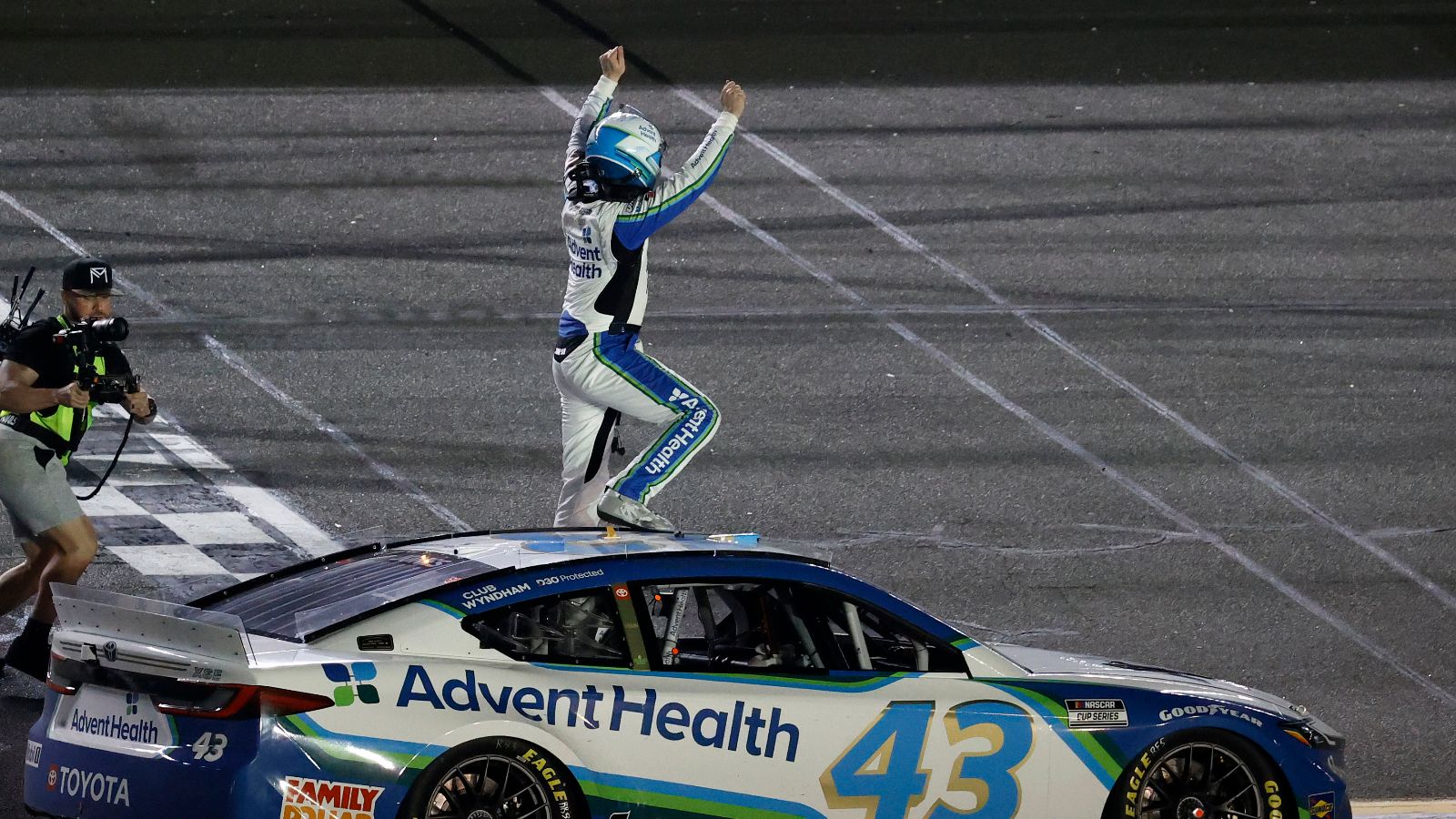 1600x900 NASCAR Under Fire After Controversial End To Season Opening Dual Race