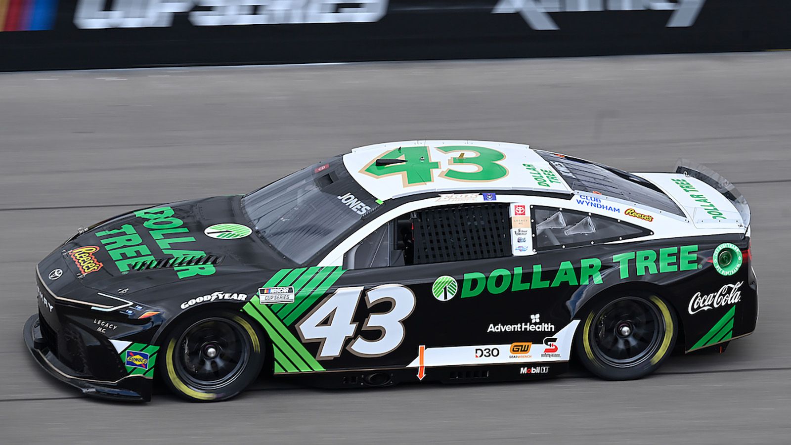 1600x900 No. 43 LEGACY MOTOR CLUB Dollar Tree Paint Scheme