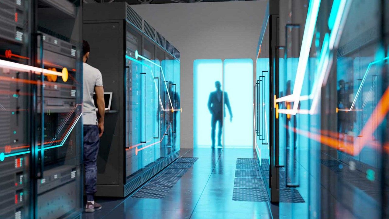 1280x720 Specialise in: data centre management