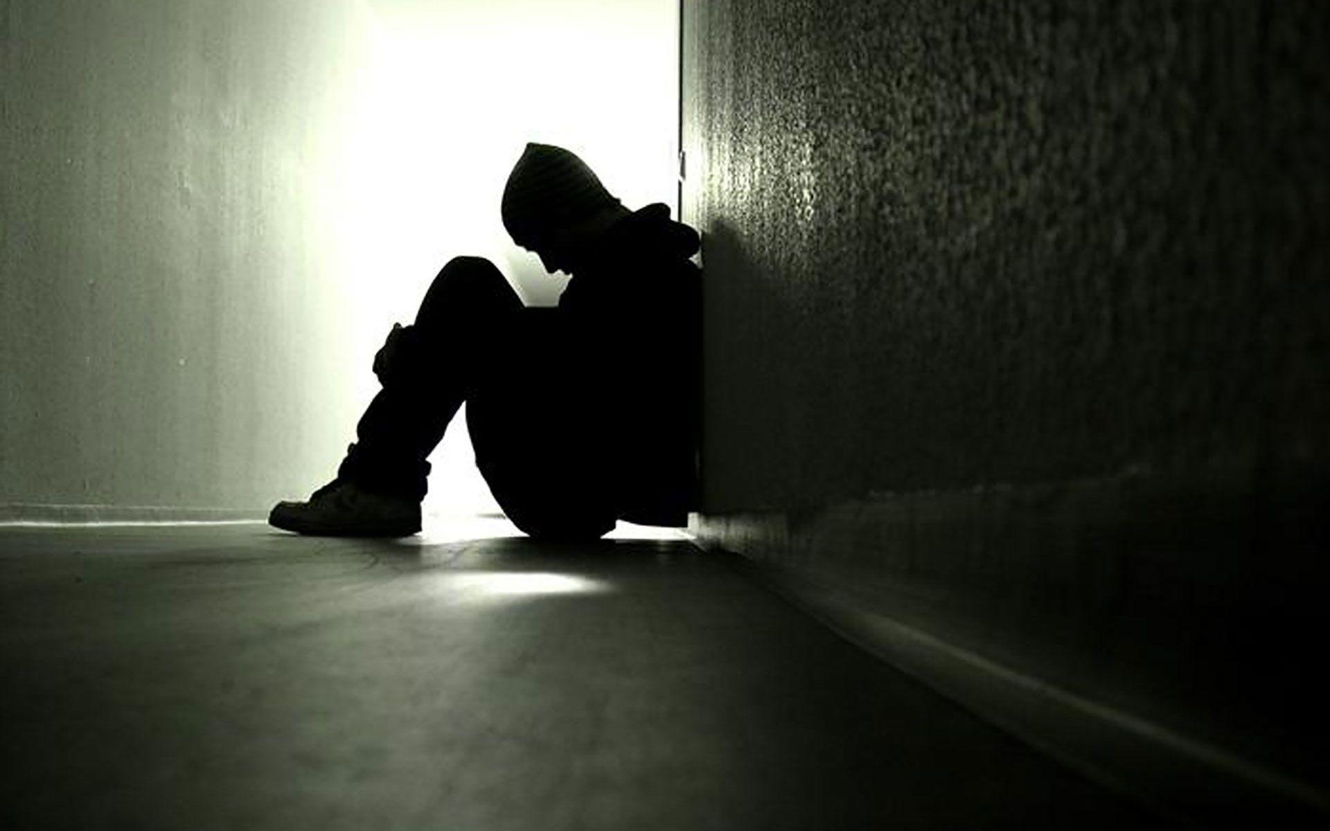 1920x1200 Sad And Alone Boy Illness Suicide