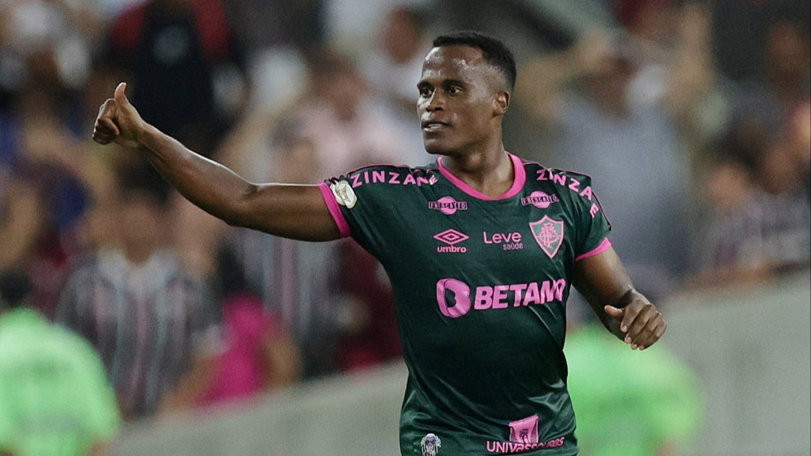 1600x900 Leicester and Leeds set to compete for Jhon Arias