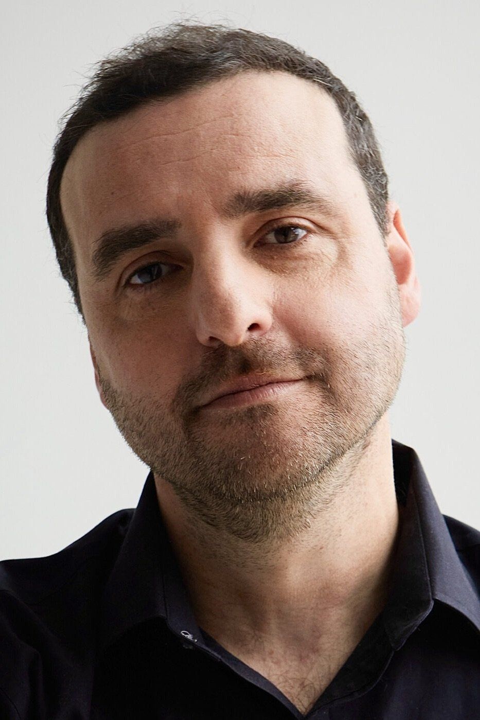 933x1399 David Krumholtz Image