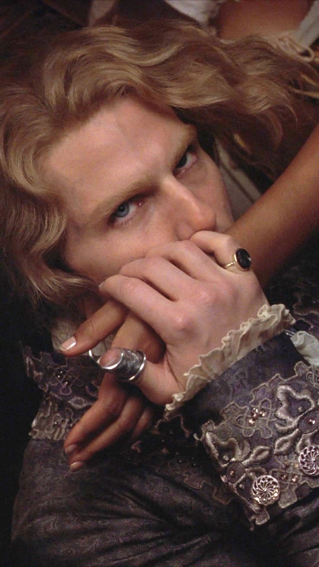 1080x1920 Tom Cruise (Lestat) Wallpaper