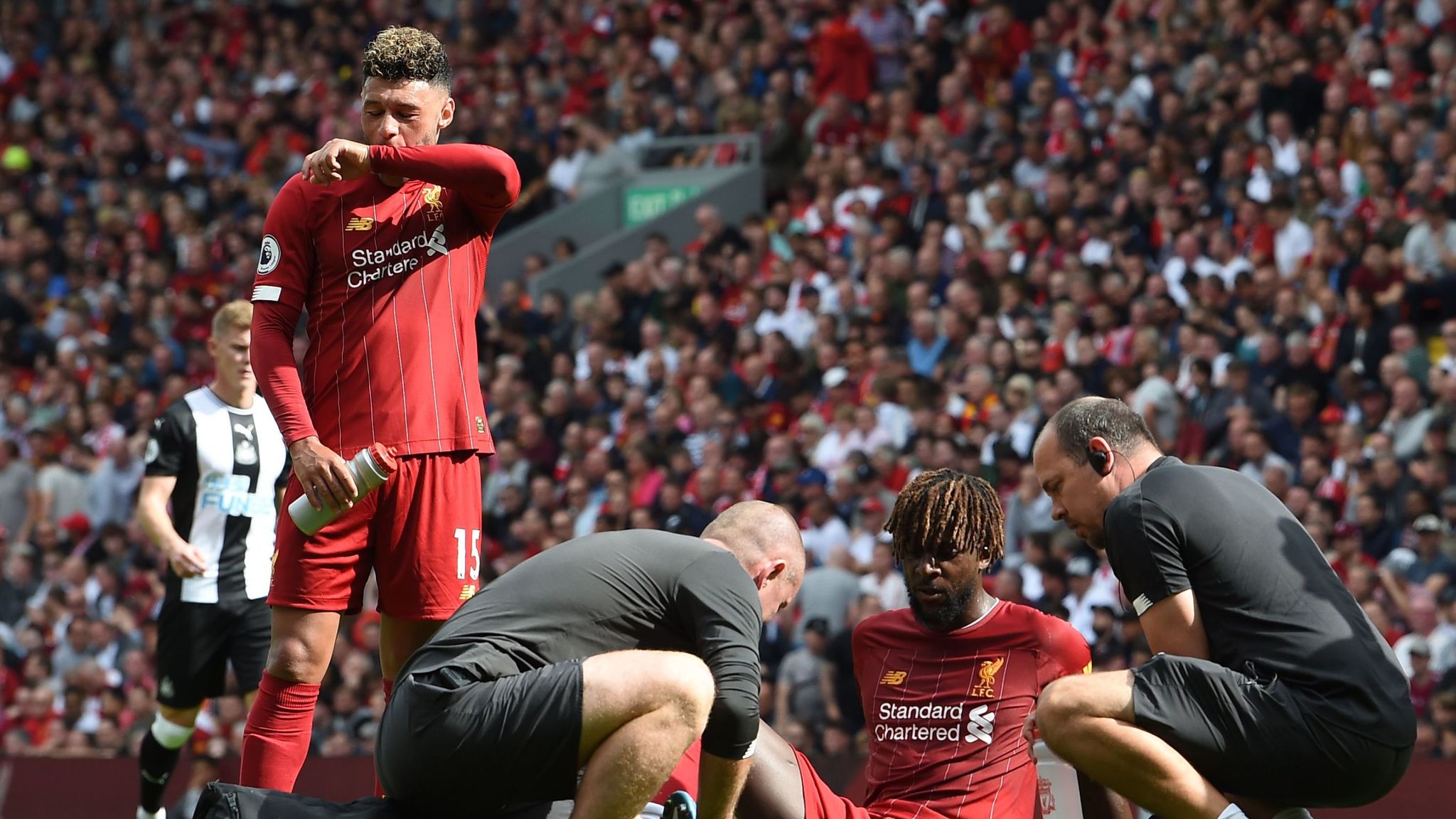 2048x1152 Liverpool's Divock Origi will have scan on injury which forced him out of Newcastle win, says Jurgen Klopp