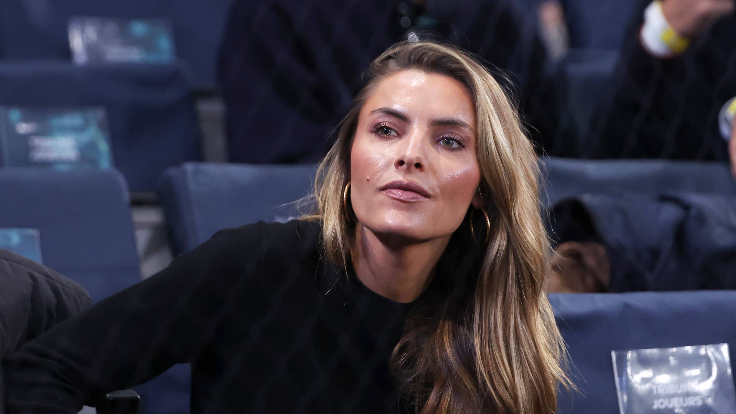 2560x1440 Alexander Zverev's Girlfriend Sophie Thomalla Shares Unusual 11 Word Tribute's Journal