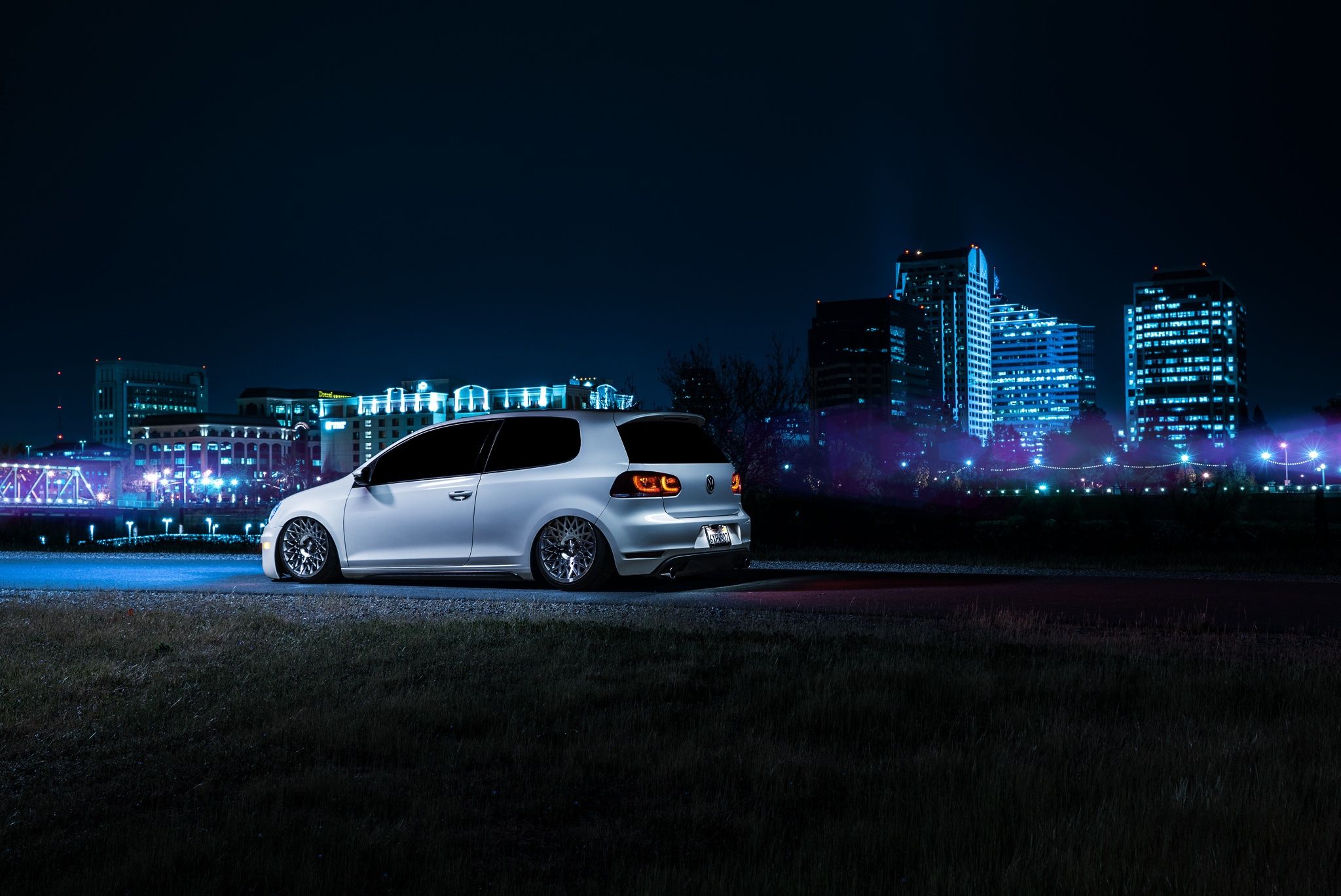 2048x1369 Wallpaper Volkswagen, California, Downtown, GTI, stance, MK Wheels, Rear for mobile and desktop, section машины, resolution 2048x1369