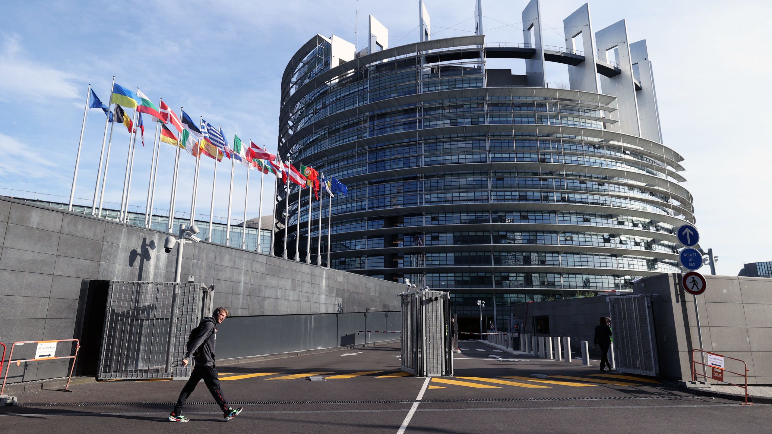 2560x1440 A Matter Of Fact: European Parliament Is Wrong To Endorse 'fossil Fuel Non Proliferation Treaty' Energy Centre