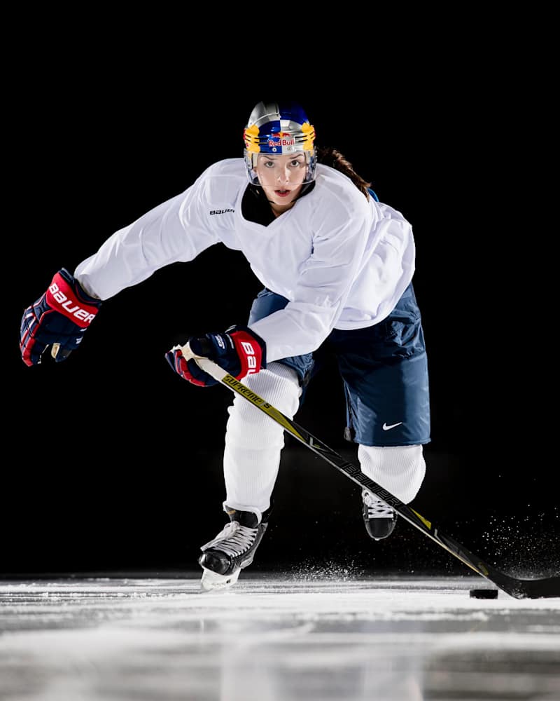 800x1000 Hilary Knight: Ice Hockey