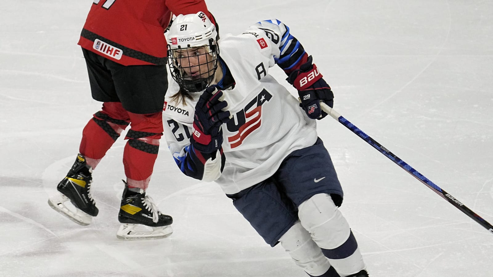 1600x900 Watch: US Women's National Hockey Team player Hilary Knight shows off her bulldogs in new Meet the Pets episode