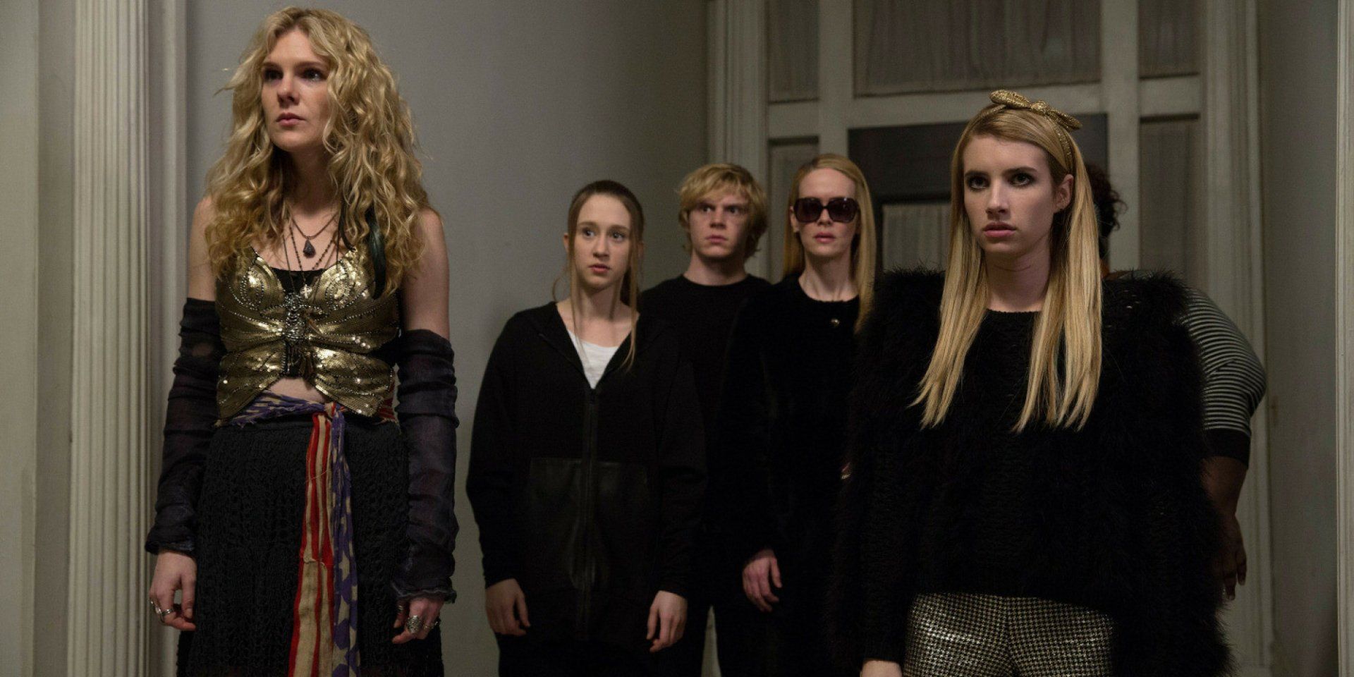 1920x960 American Horror Story HD: Emma Roberts & Lily Rabe Cast Spotlightx1000