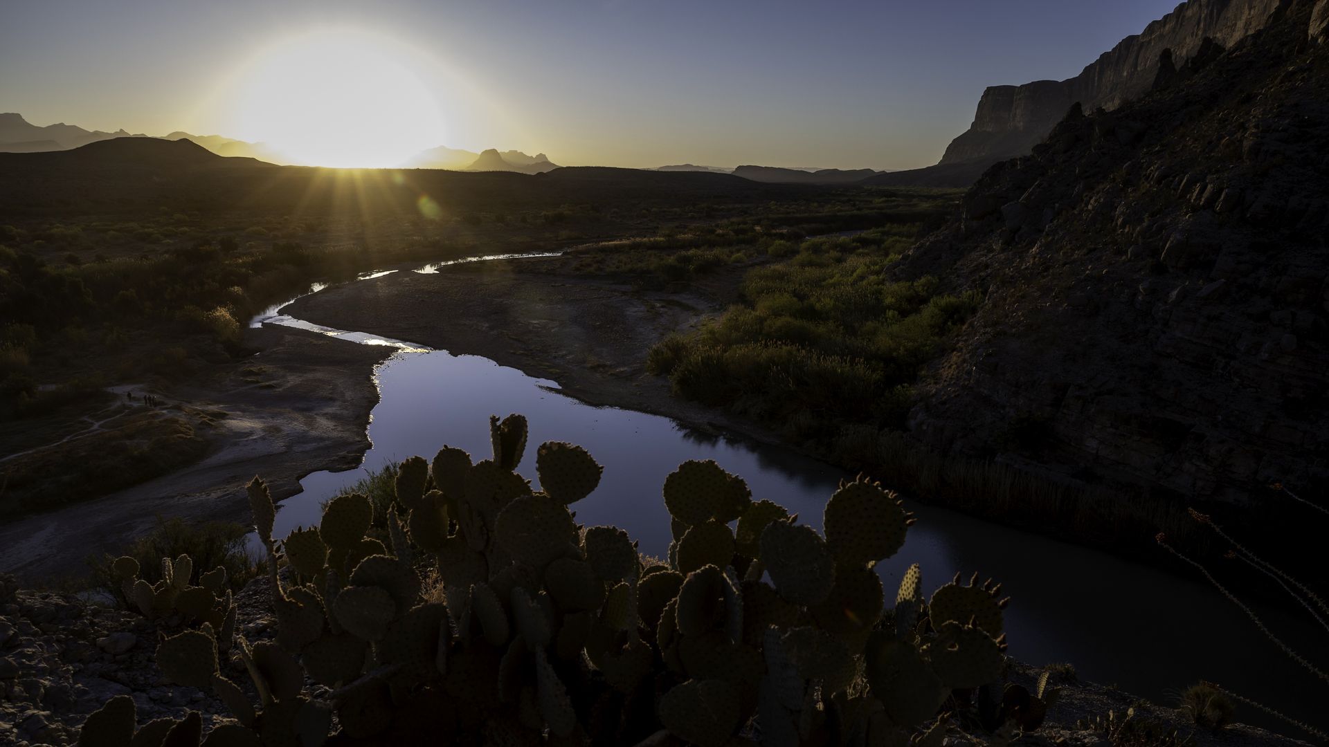 1920x1080 How many National Park Service layoffs we know of in Texas, Big Bend San Antonio