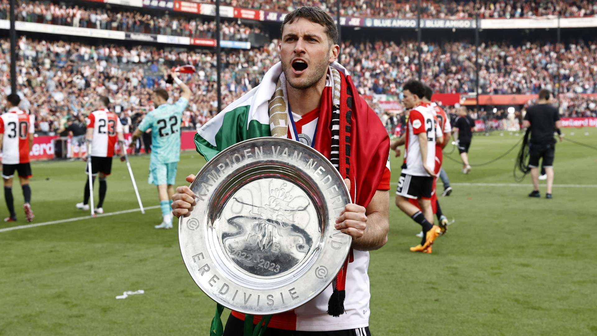 1920x1080 Santiago Gimenez: Is Feyenoord's Mexican goal machine ready for a move to one of Europe's elite?