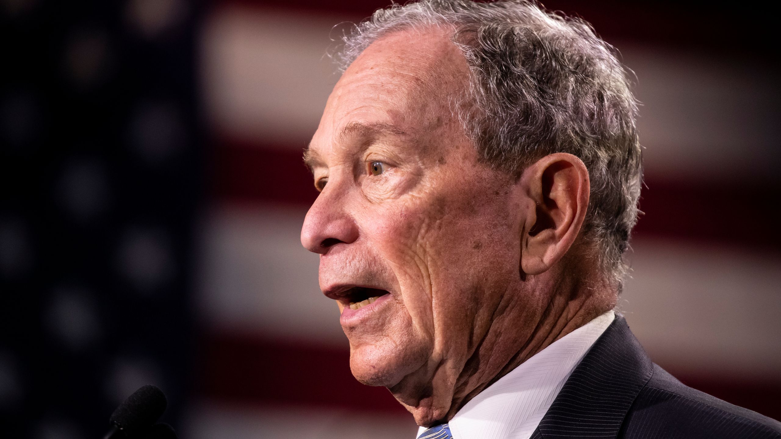 2560x1440 Bloomberg Says “Defend the Banks” Would Be in His Presidential Platform