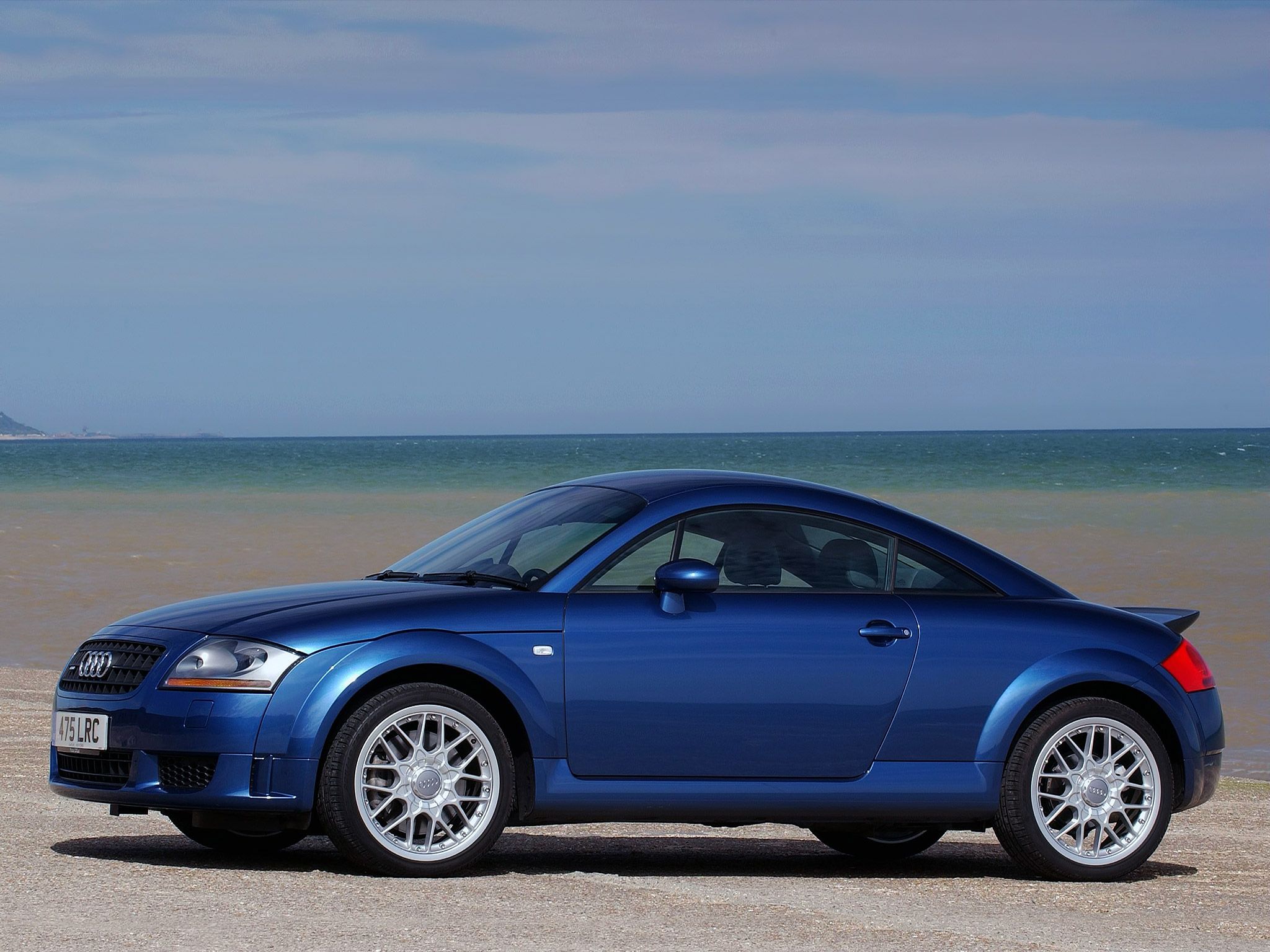2048x1536 Audi TT Wallpaper